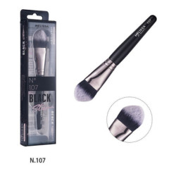 PENNELLO BLACK STAR PER FONDOTINTA CON PUNTA AFFUSOLATA N° 107